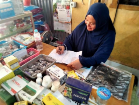 Dari Tambak ke Toko Tani Tambak; Pembelajaran Dari Perempuan Petambak Bernama Eka Hasmawati